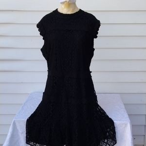 Julia Jordan dress sz 14 color black lace in good condition
